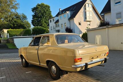 Opel Kadett 41.400 km 2.390 &euro; Burscheid 51399