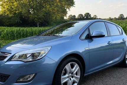 Opel Astra 33.000 km 9.250 &euro; Haan 42781
