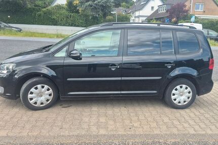 VW Touran 173.300 km 4.500 &euro; Düsseldorf 40627