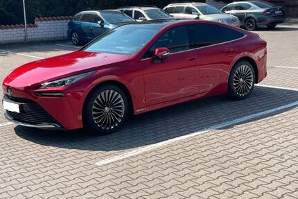 Toyota Mirai 11.000 km 45.000 &euro; Solingen 42651