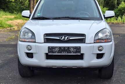 Hyundai TUCSON 231.952 km 3.199 &euro; Brühl bei Köln 50321