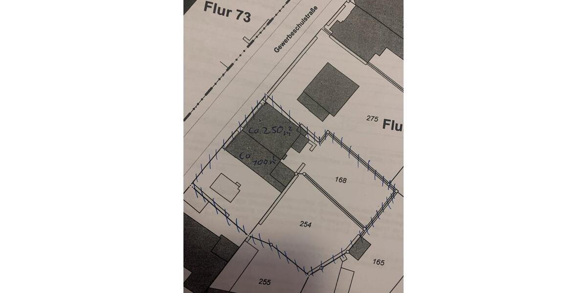 Jugendstivilla 250m2 und ein Einfamilienhau ca.100m2für ein Preis zimmer