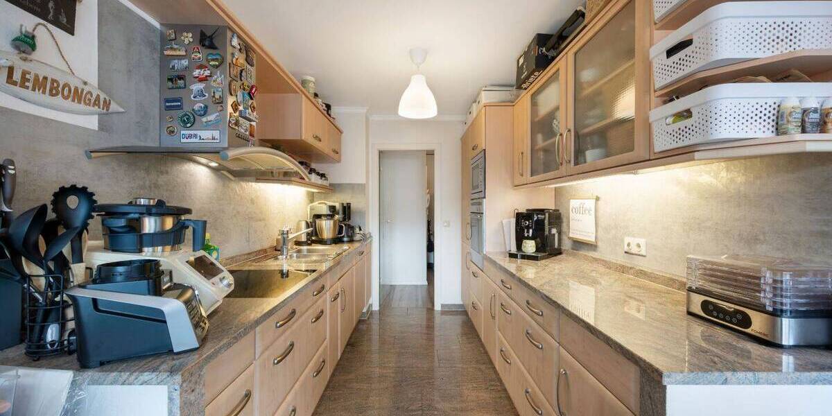 Etagenwohnung Düsseldorf Gerresheim - 2 Zimmer, 71 m&sup2;, 280.000&euro; | Angebot:26840911