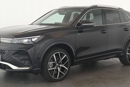 VW Tiguan 9.500 km 43.884 &euro; Düsseldorf 40233