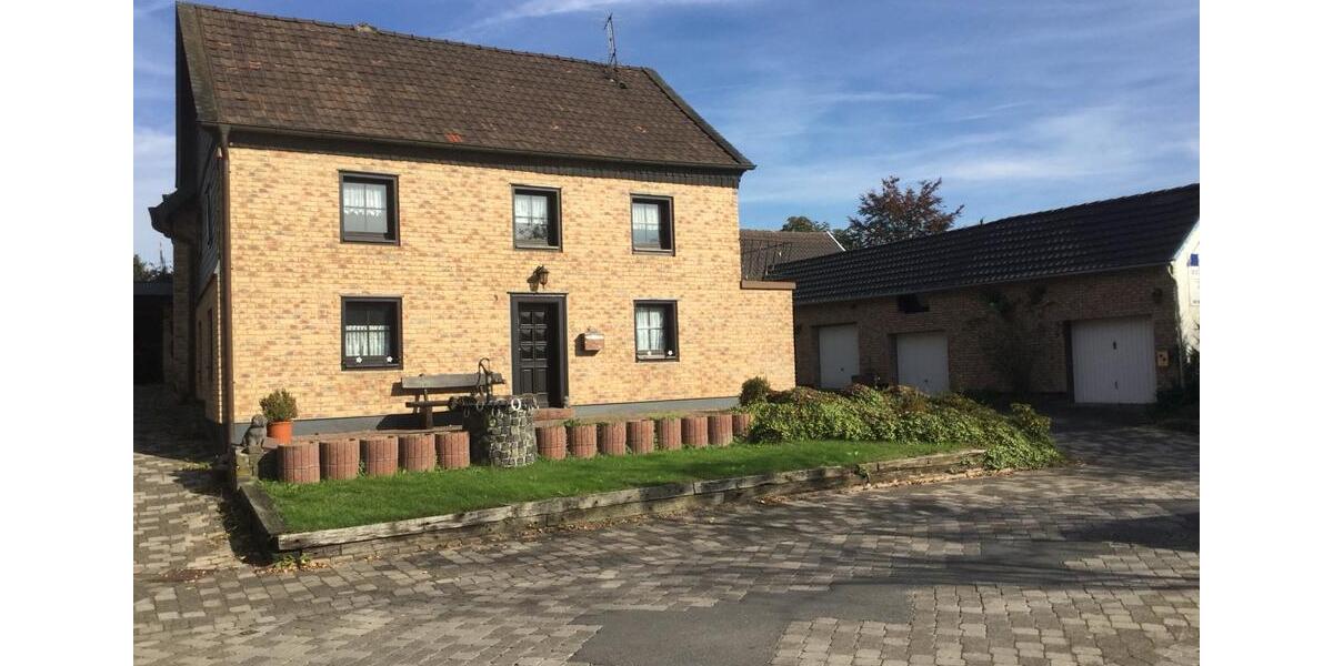 Mehrfamilienhaus, Wohnhaus Lohmar - 7 Zimmer, 419.000&euro; | Angebot:23593505