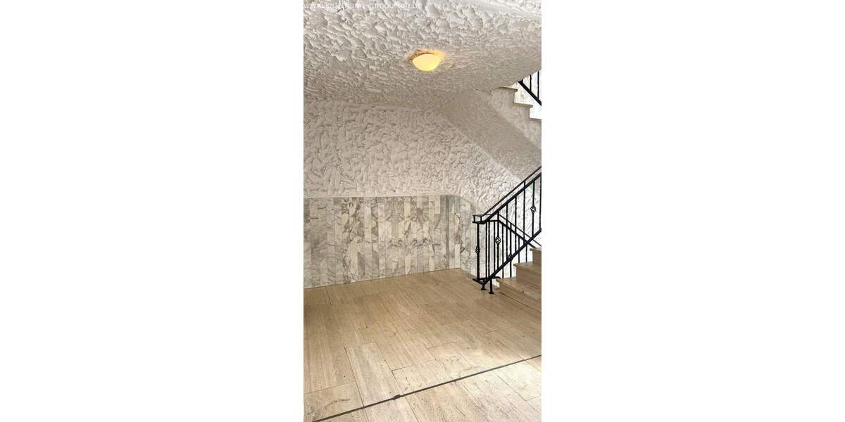 Charmante 3-Zimmer-Eigentumswohnung mit großem Balkon zu verkaufen 3 zimmer