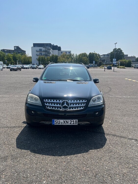 Mercedes-Benz ML 320 255.000 km 7.499 € Sankt Augustin 53757