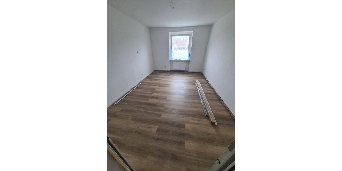 Etagenwohnung Düsseldorf Friedrichstadt - 2 Zimmer, 65 m&sup2;, 1.180&euro; | Angebot:26879414