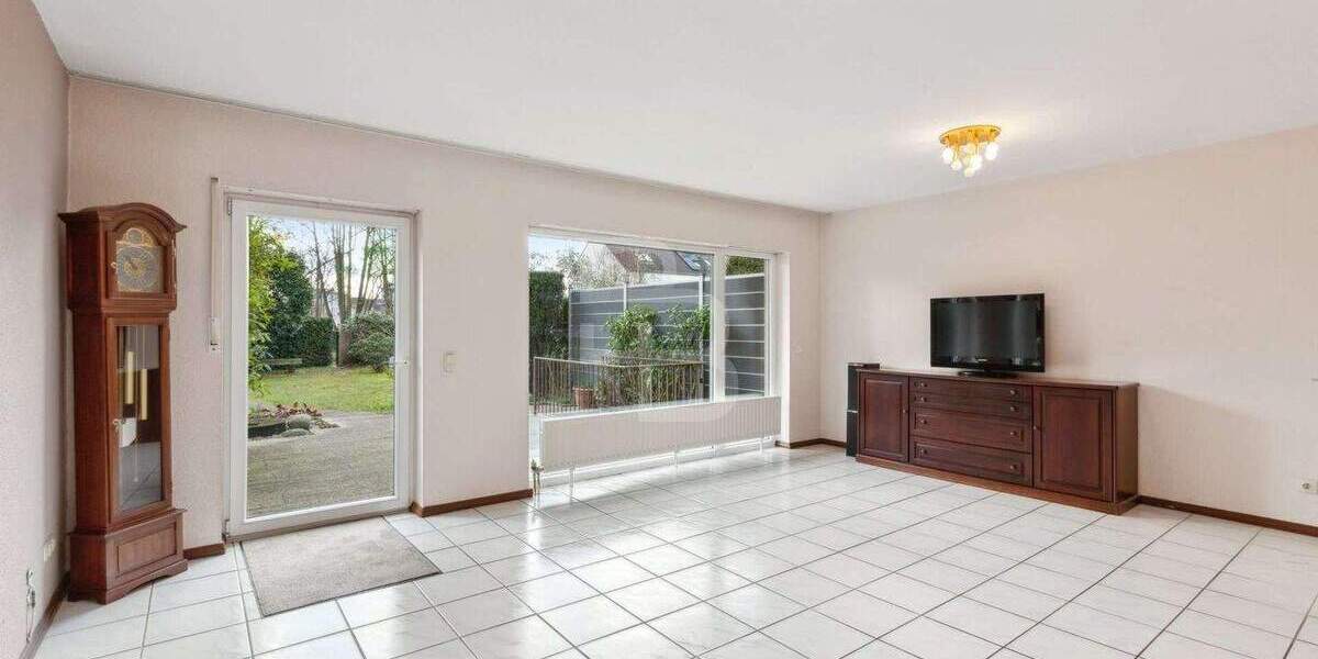 Reihenmittelhaus Köln Ensen - 5 Zimmer, 129 m&sup2;, 450.000&euro; | Angebot:23956651