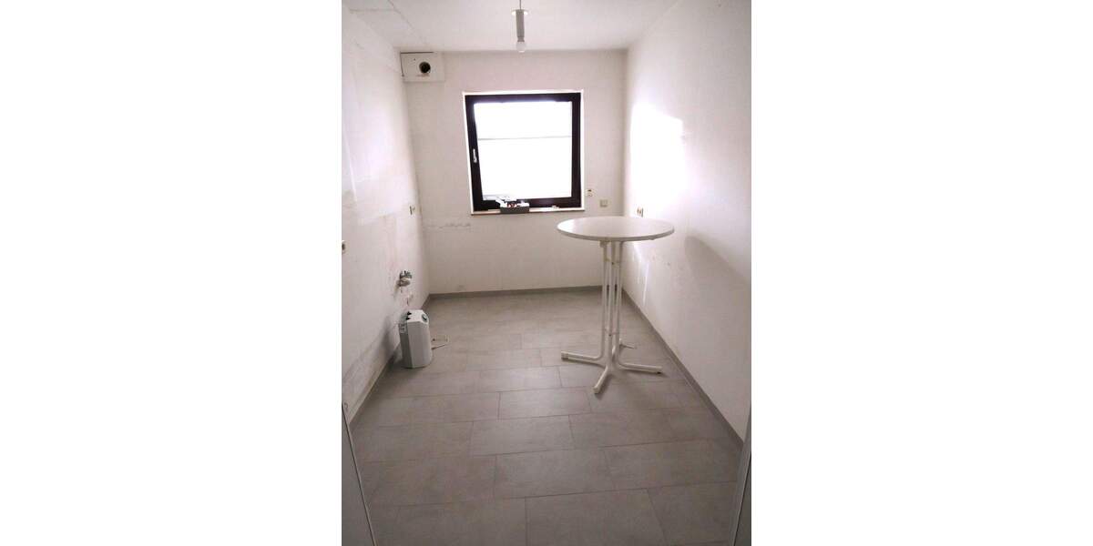 Etagenwohnung Langenfeld (Rheinland) Immigrath - 3 Zimmer, 91 m&sup2;, 975&euro; | Angebot:25387310