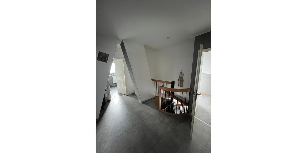 Provisionsfreie Traumhafte Maisonetten Wohnung 5 zimmer