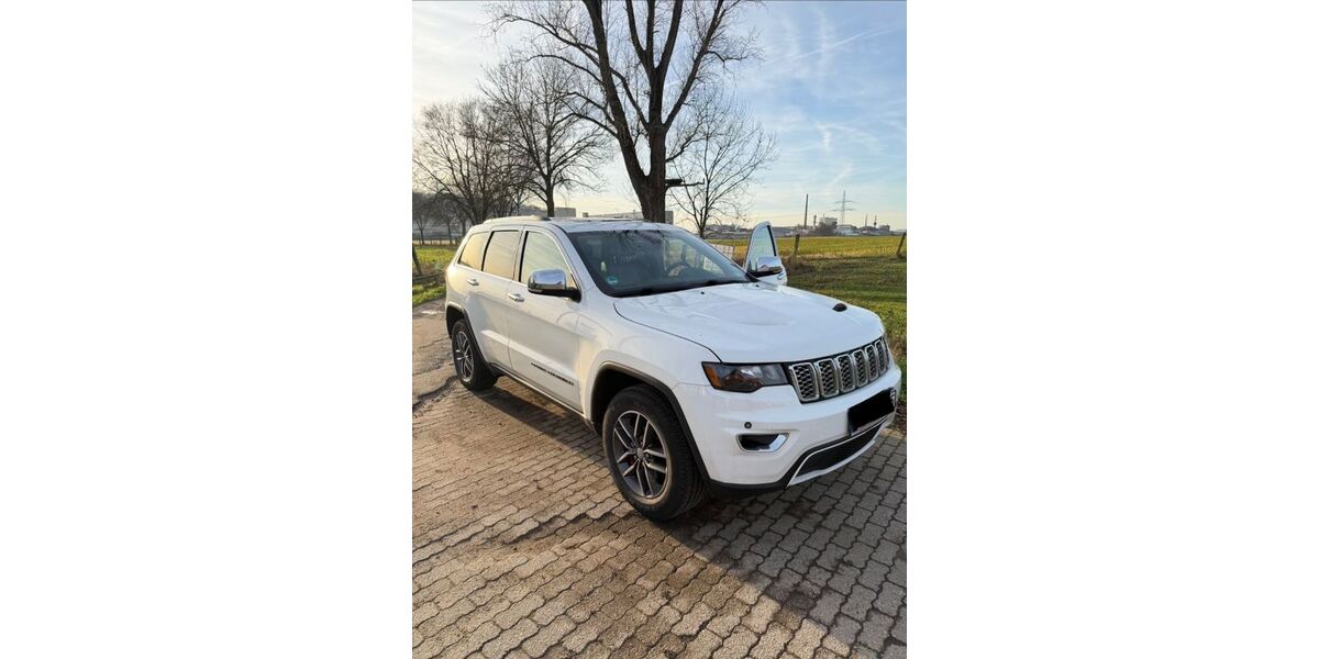 Jeep Grand Cherokee 99.500 km 23.499 &euro; Grevenbroich 41515