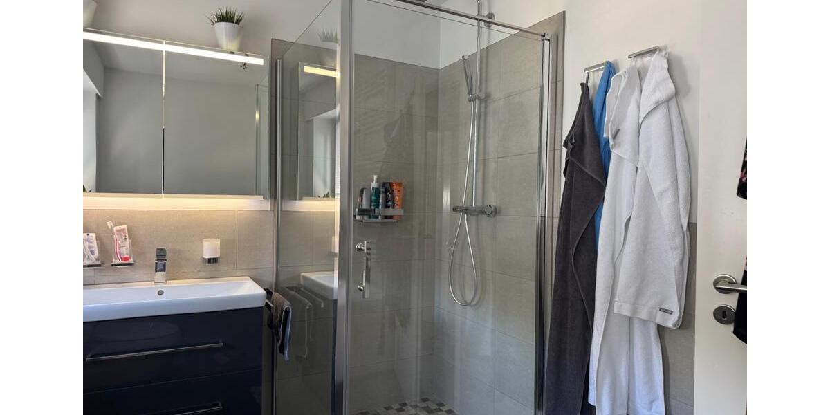 Etagenwohnung Bergisch Gladbach Alt-Frankenforst - 4 Zimmer, 107 m&sup2;, 410.000&euro; | Angebot:26594532