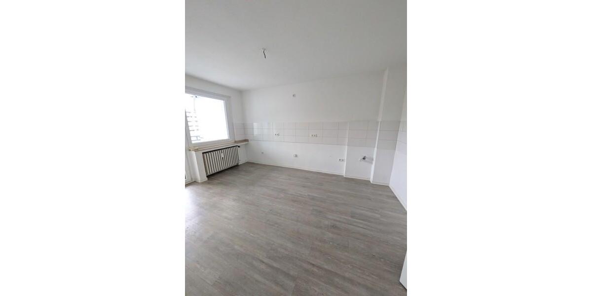 Tolle 3-Zimmer-Wohnung mit modernem Bad und Balkon 3 zimmer