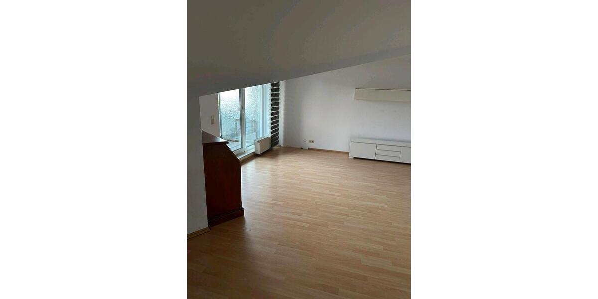 4-Zimmer-Dachgeschosswohnung 4 zimmer