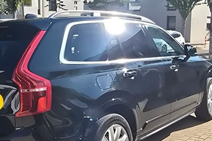 Volvo XC90 152.550 km 27.500 &euro; Düsseldorf 40227