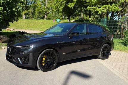 Maserati Levante 108.000 km 40.900 &euro; Neuss 41468
