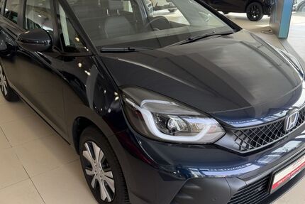 Honda Jazz 5.882 km 23.990 &euro; Brühl 50321