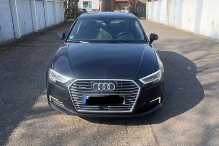 Audi A3 170.000 km 14.900 &euro; Leverkusen 51371
