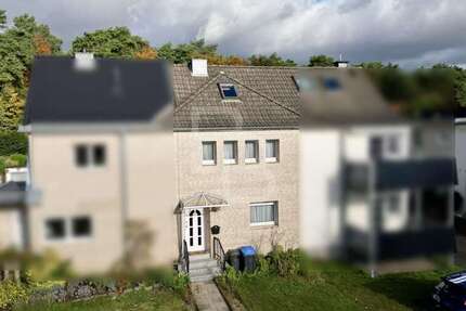 Haus zum Kaufen in Bergisch Gladbach 379.000 € 110 m² 4 zimmer