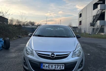 Opel Corsa 230.000 km 3.500 &euro; Köln 51103