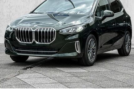 BMW 216 Active Tourer 1.001 km 32.740 &euro; Köln-Nord 50739