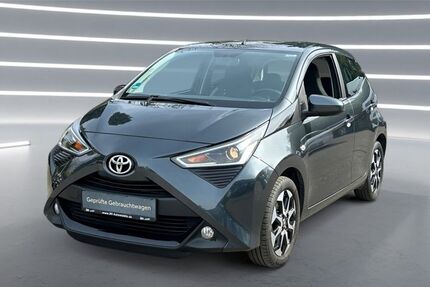 Toyota Aygo (X) 105.060 km 9.890 &euro; Remscheid 42859