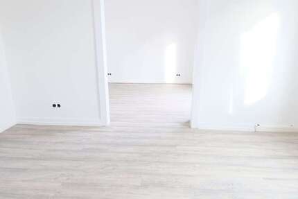 Wohnung Köln Porz - 2 Zimmer, 76 m&sup2;, 875&euro; | Angebot:27346110