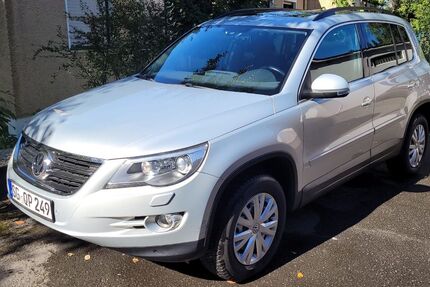 VW Tiguan 144.689 km 8.999 € Solingen 42655