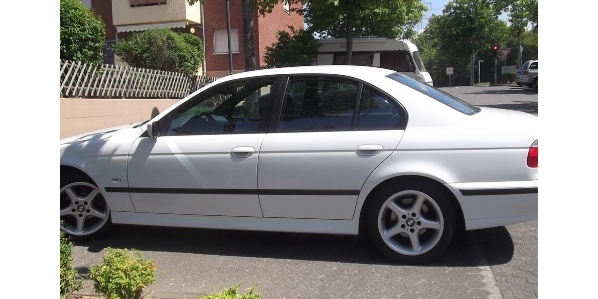 BMW 520 i 166.000 km 6.400 € Troisdorf 53840