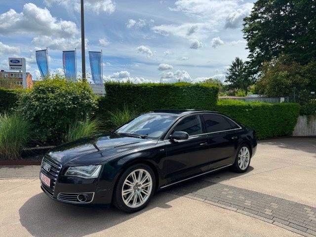 Audi A8 189.000 km 24.900 &euro; Köln 50939