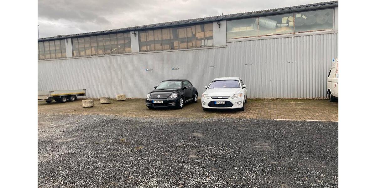 Büro mit PKW Stellplätze zimmer