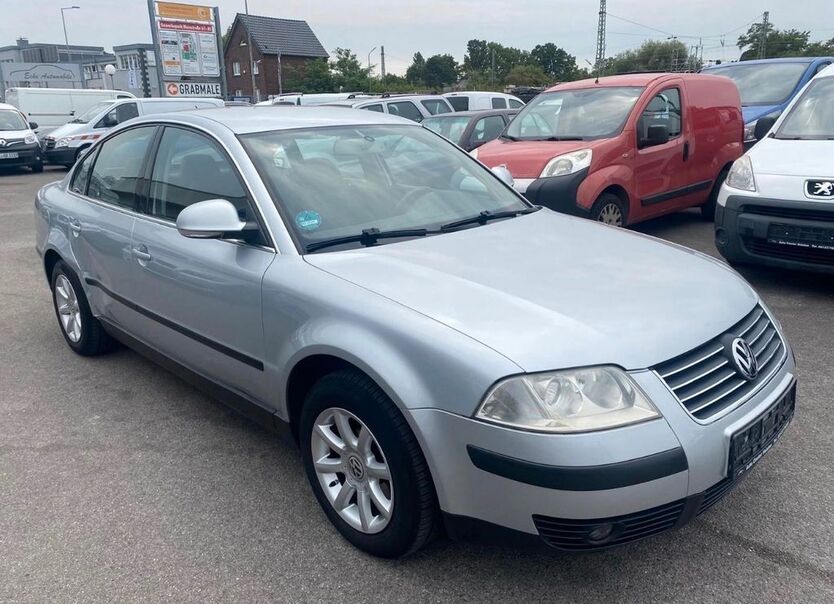 VW Passat 130.000 km 1.950 € Neuss 41462