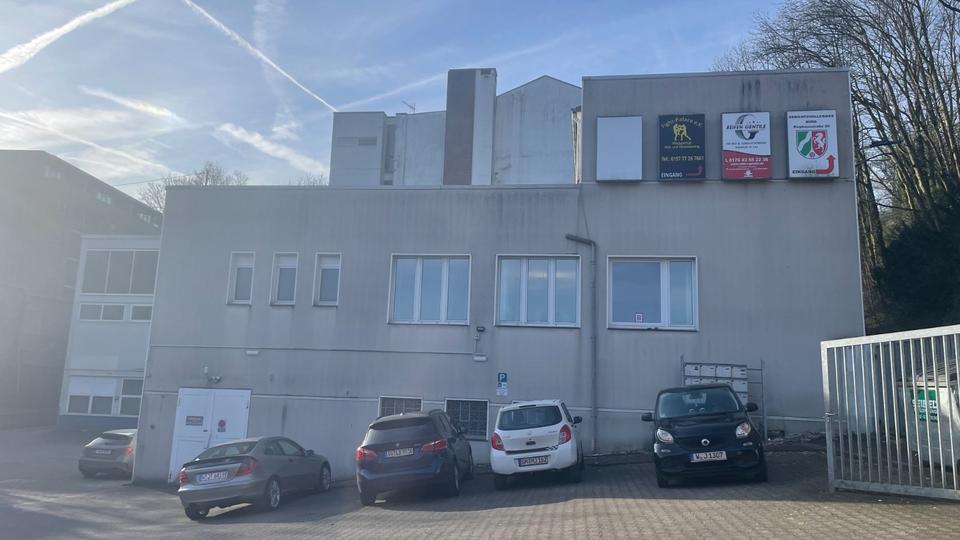 Freie LagerhallenBüro in 42857 Remscheid und 42119 Wuppertal zimmer