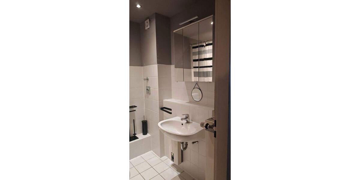 Etagenwohnung Solingen Höhscheid - 2 Zimmer, 57 m&sup2;, 283&euro; | Angebot:25144406