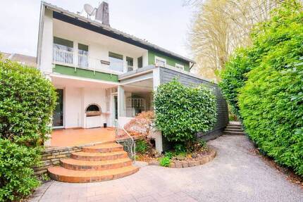 Haus Remscheid Innen - 7 Zimmer, 220 m&sup2;, 465.000&euro; | Angebot:26159560