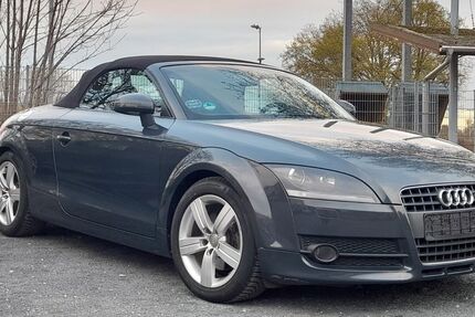 Audi TT 212.000 km 6.500 &euro; Düsseldorf 40225