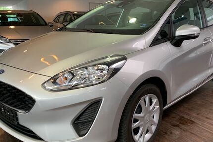 Ford Fiesta 81.538 km 9.890 € Brühl 50321