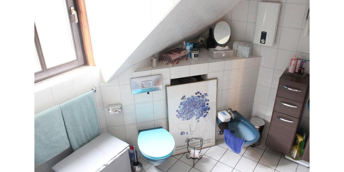 GRUITEN-DORF + + + 4,5 Zimmer Komfort- Wohnung mit Kamin 4.5 zimmer