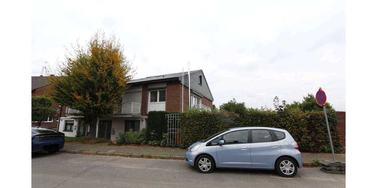 Haus zum Kaufen in Neuss 639.000 € 182 m² 7 zimmer