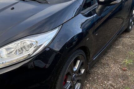 Ford Fiesta 35.000 km 15.450 € Bergisch Gladbach 51427