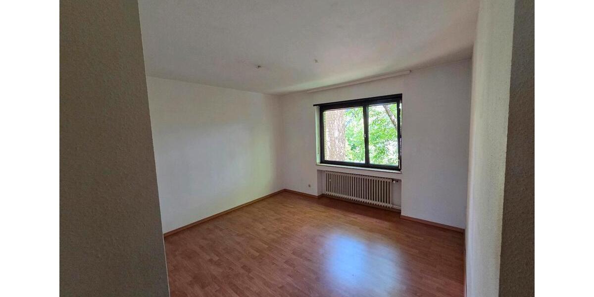Etagenwohnung Neuss Gnadental - 4 Zimmer, 82 m&sup2;, 285.000&euro; | Angebot:27114757