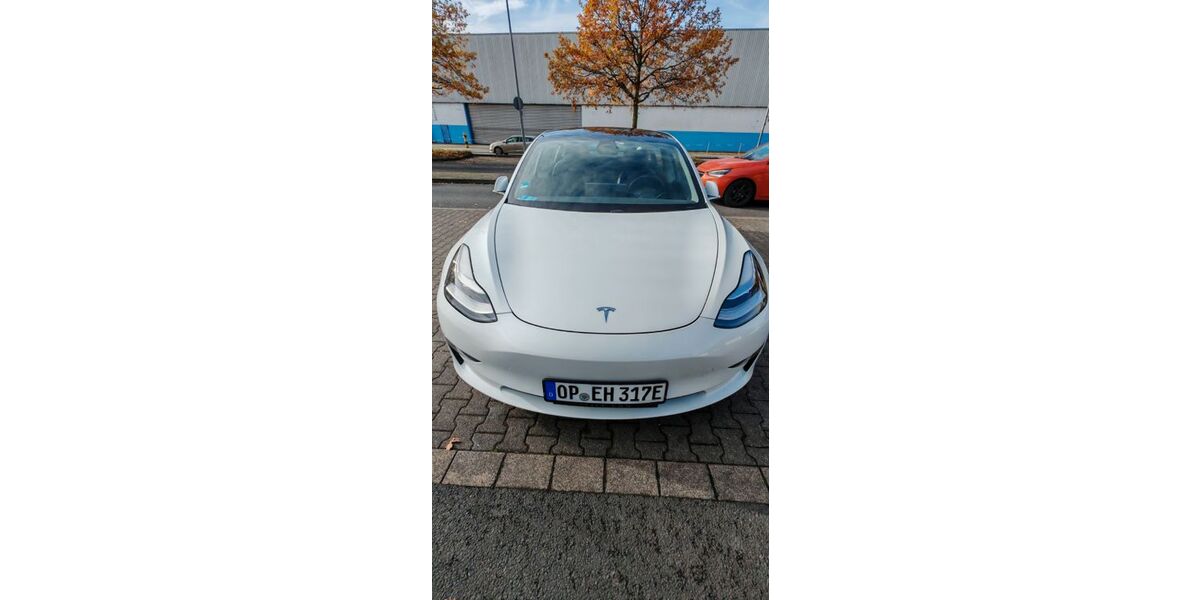 Tesla Model 3 112.000 km 19.850 &euro; Leverkusen 51379
