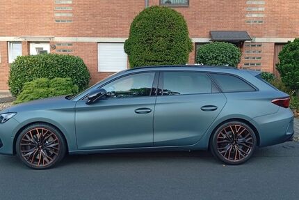 Cupra Leon 1.800 km 41.900 € Solingen 42653