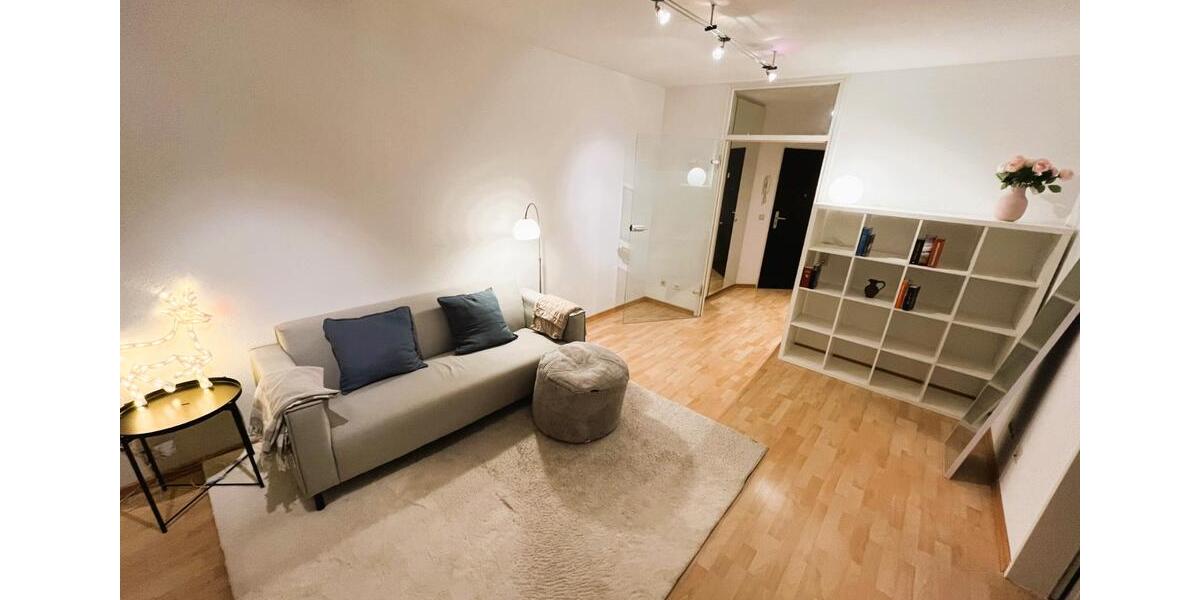 Etagenwohnung Köln Ehrenfeld - 2 Zimmer, 52 m&sup2;, 1.350&euro; | Angebot:26413874