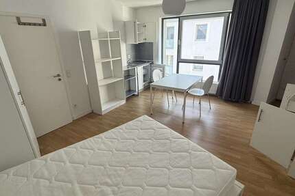 Wohnung Köln / Deutz Deutz - 1 Zimmer, 28 m&sup2;, 840&euro; | Angebot:27332065