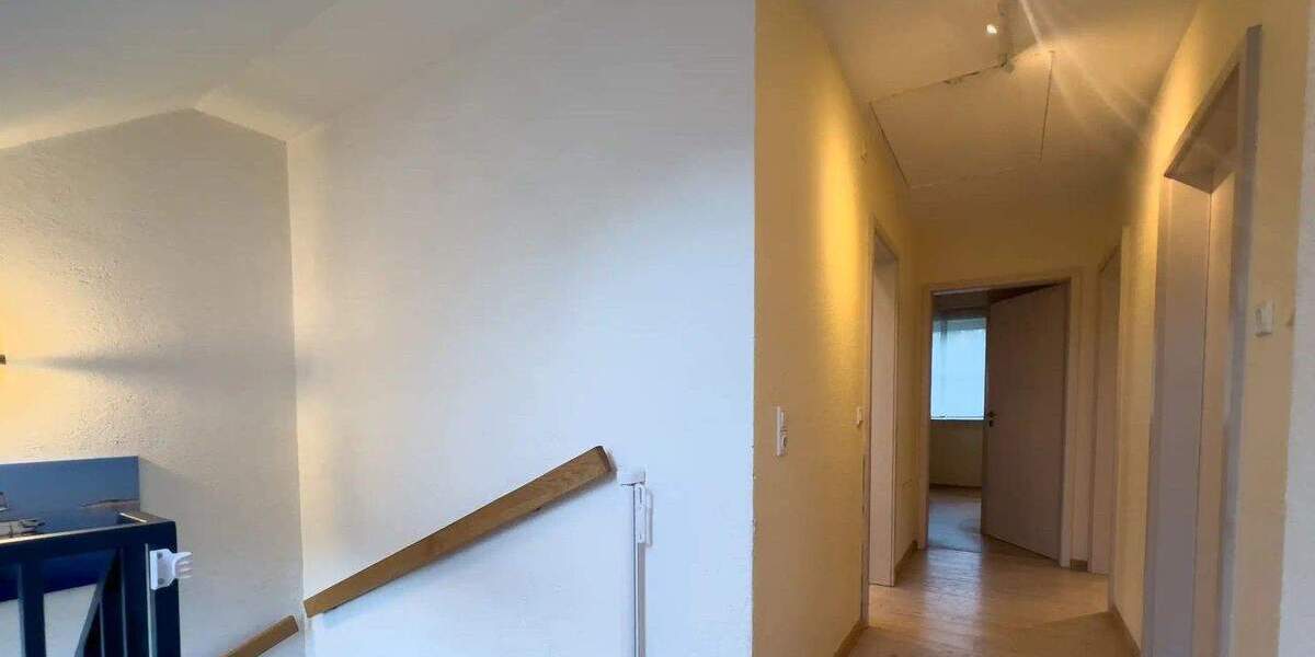 Doppelhaushälfte Solingen Höhscheid - 6 Zimmer, 171 m&sup2;, 519.000&euro; | Angebot:25400458