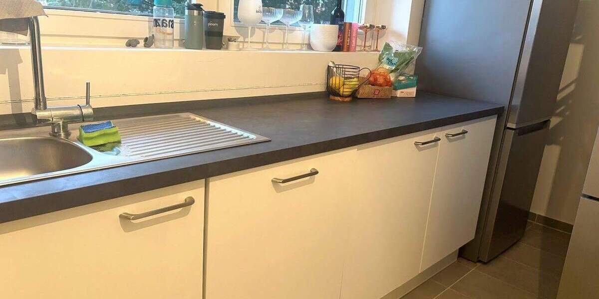 Nur noch einziehen! Modernisierte 4-Zimmer mit 2 Balkonen, neues Bad mit Wanne, Gäste-Bad mit Dusche 4 zimmer