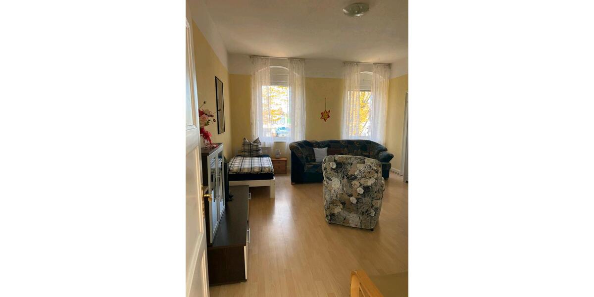 Wohn- und Geschäftshaus 11 zimmer