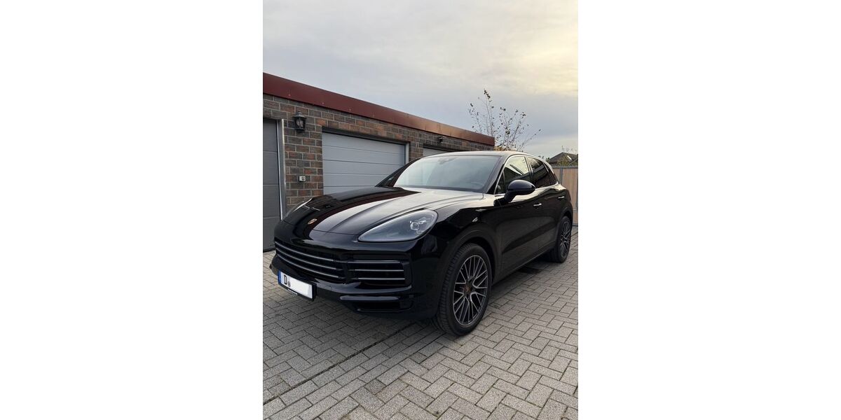 Porsche Cayenne 154.600 km 42.890 &euro; Düsseldorf 40489